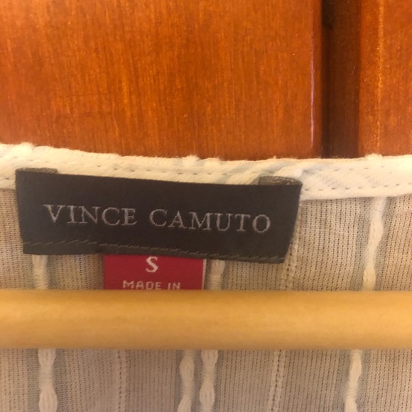 Vince Camuto White Top Size Small NWT - Picture 2 of 6